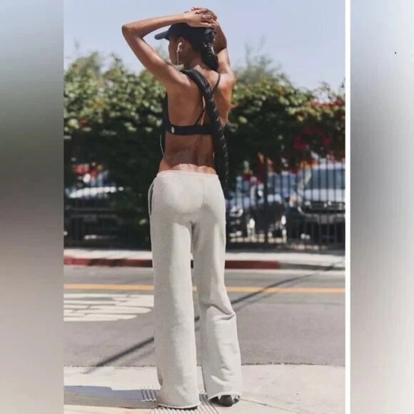 Free People Movement Stance Flares Low Rise Sweatpants-Hthr Gray-Small-NWT - Picture 2 of 3